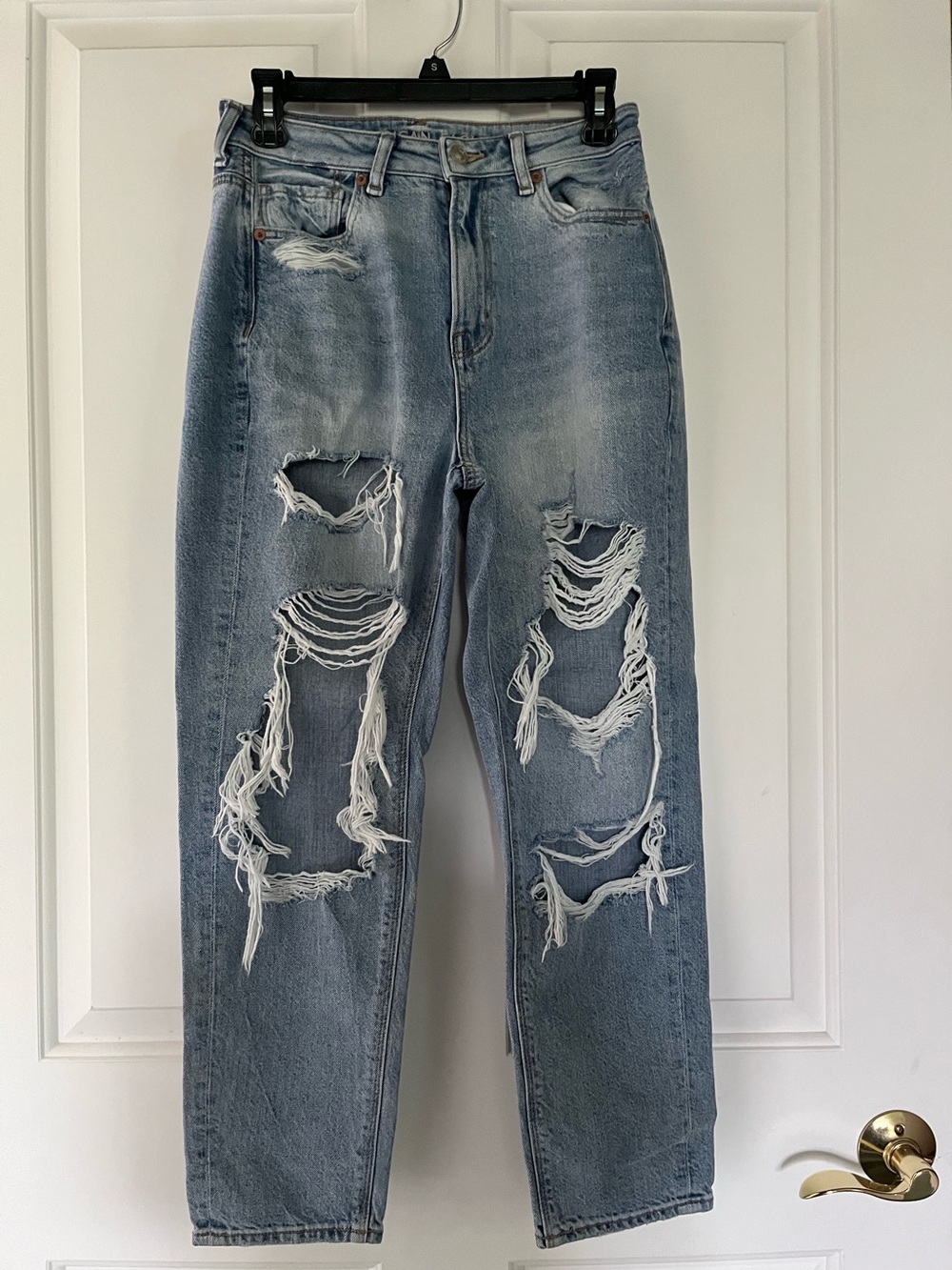 American Eagle Distressed Light Blue Ripped Jeans